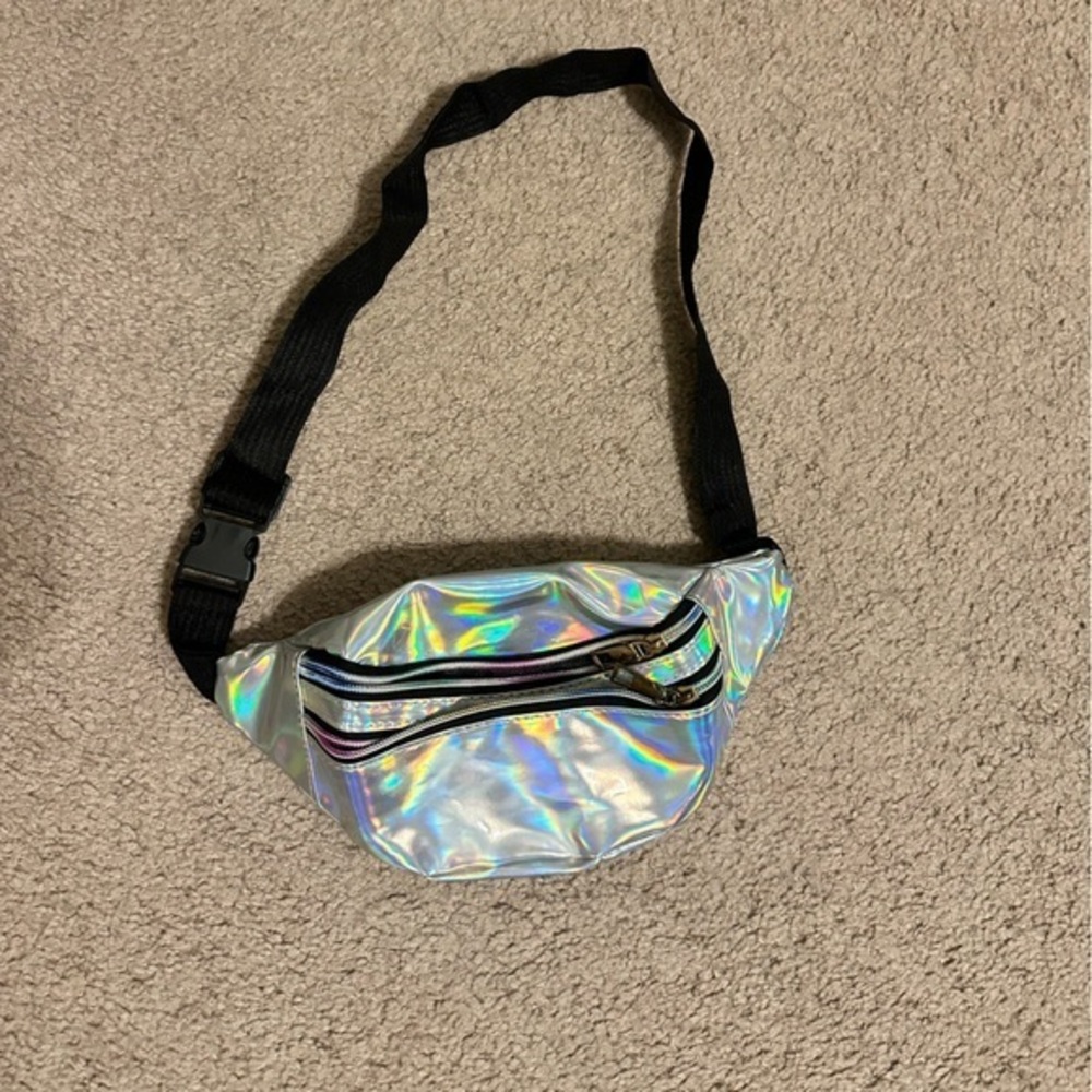 Silver Chrome Fannypack